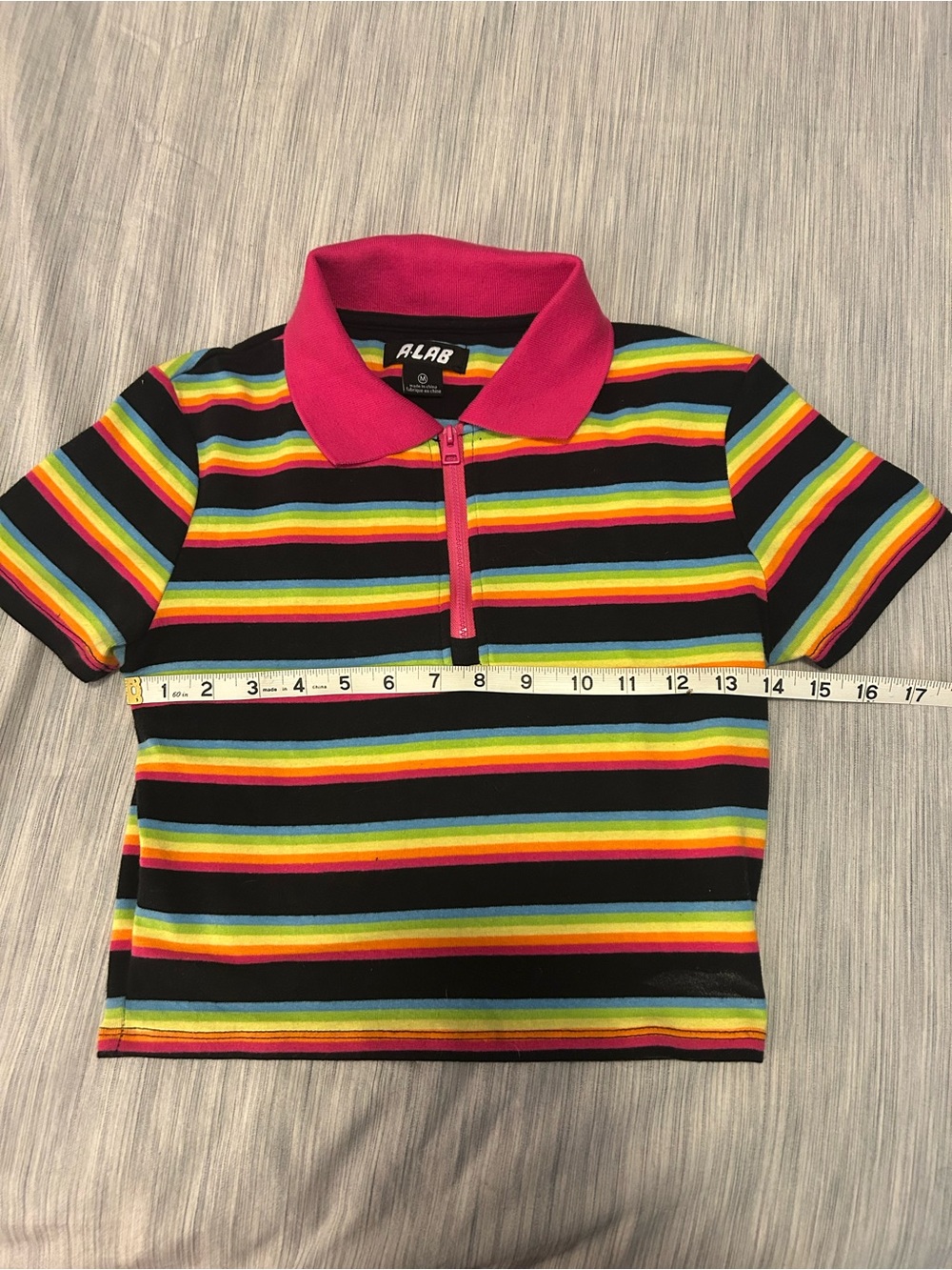 A.Lab crop top